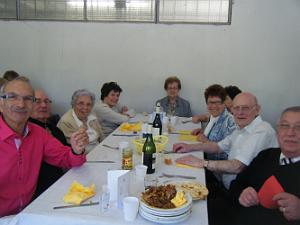 NIMES 2011 17 AVRIL LA FEDERATION DES RAPATRIES DE ST PRIEST A SANTA CRUZ    (63)